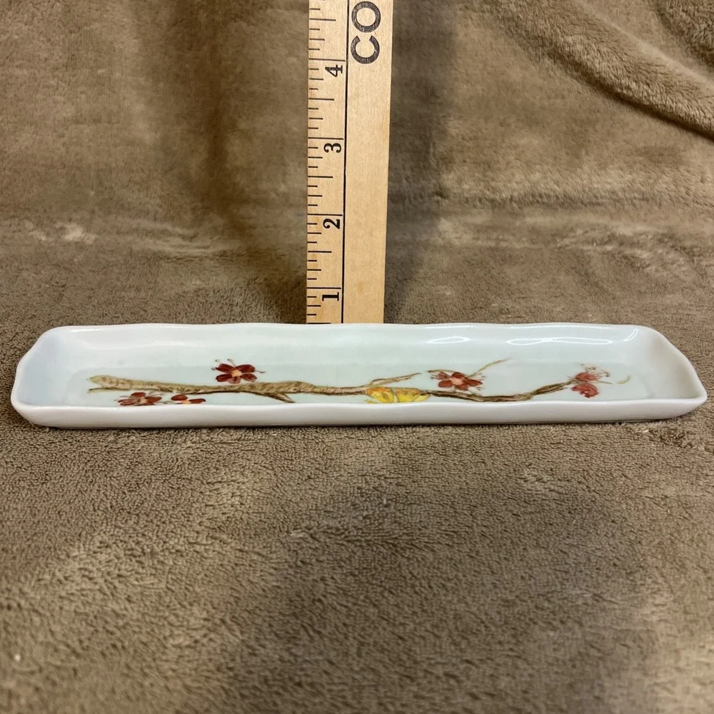 Vintage Small Hand Painted Floral 8.25